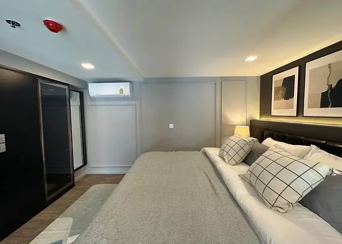 Modiz Modiza Sukhumvit R2 Bangkok